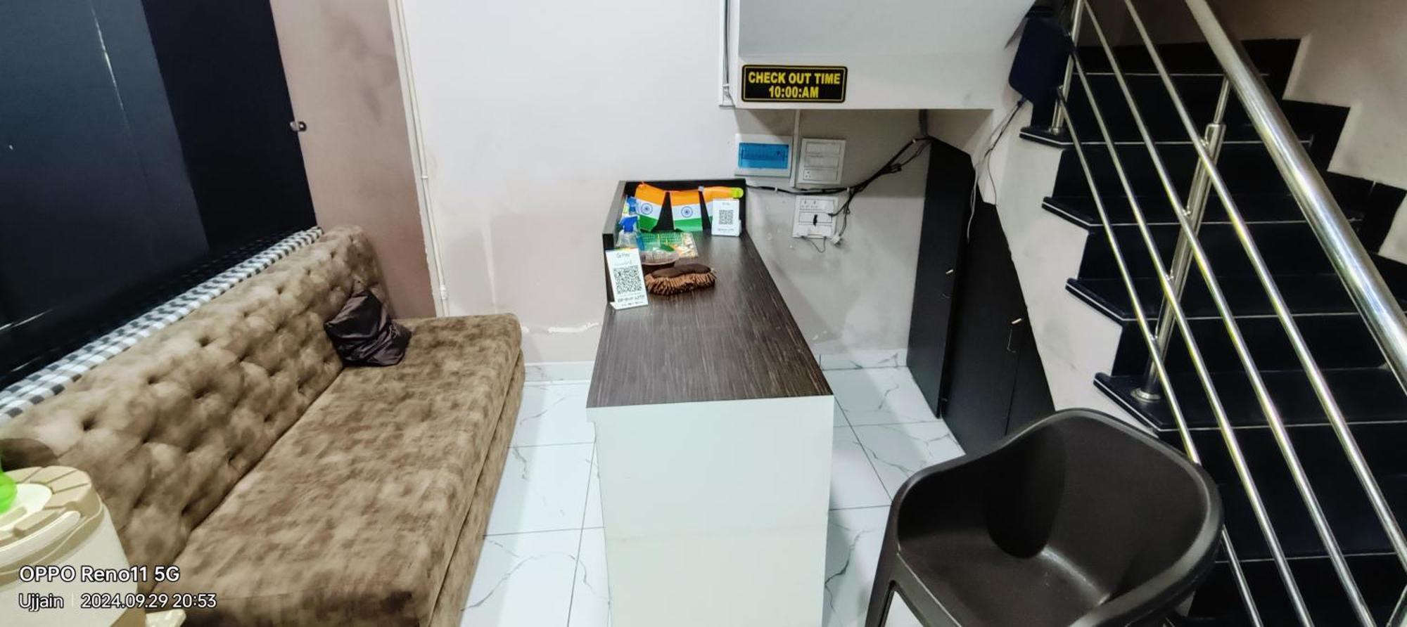 Hotel Rainbow Ujjain Eksteriør bilde